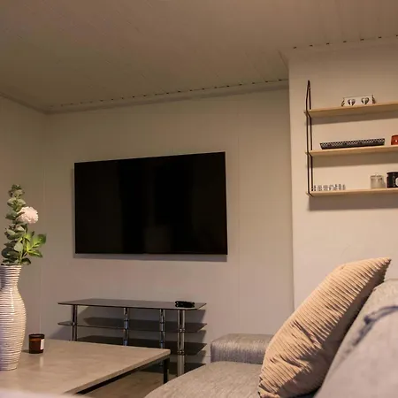 Stylish 2br In The Heart Of Διαμέρισμα