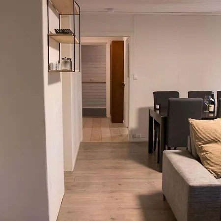 Stylish 2br In The Heart Of Apartment