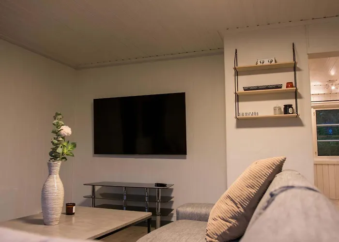 Stylish 2br In The Heart Of Apartment