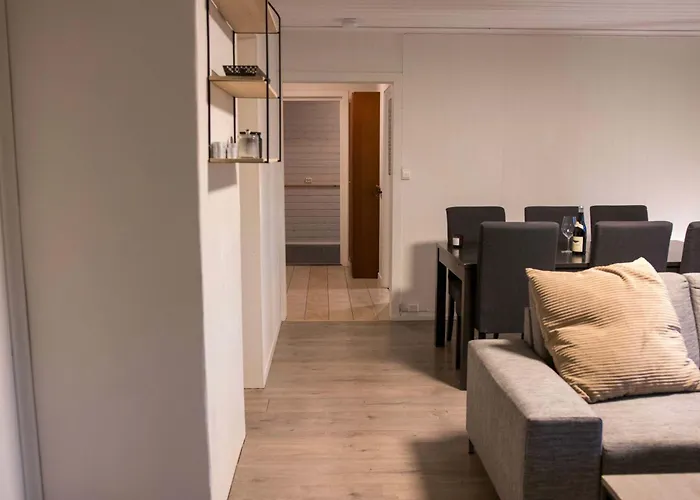 Stylish 2br In The Heart Of Apartment
